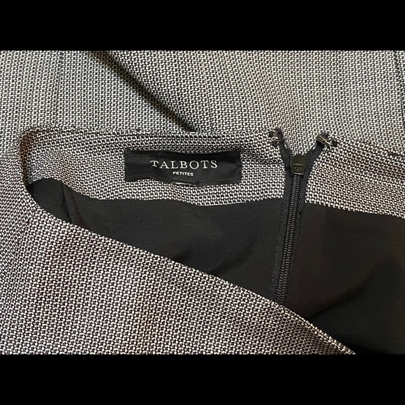 🖤Talbots black/white pleated back skirt - Picture 5 of 5